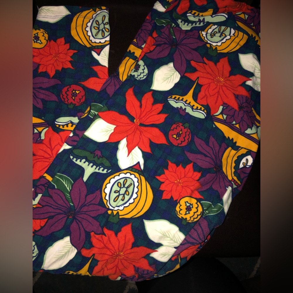 LuLaRoe TC2 Holiday Leggings